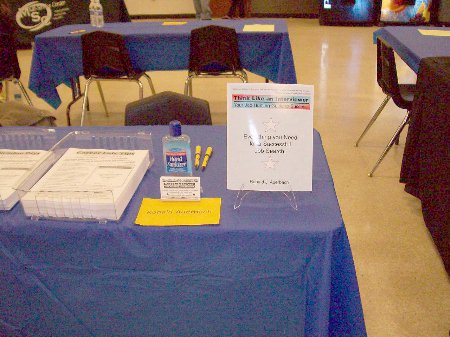 Think Like an Interviewer author Ron Auerbach's booth at the 2009 Kent Teen Job Fair picture 1